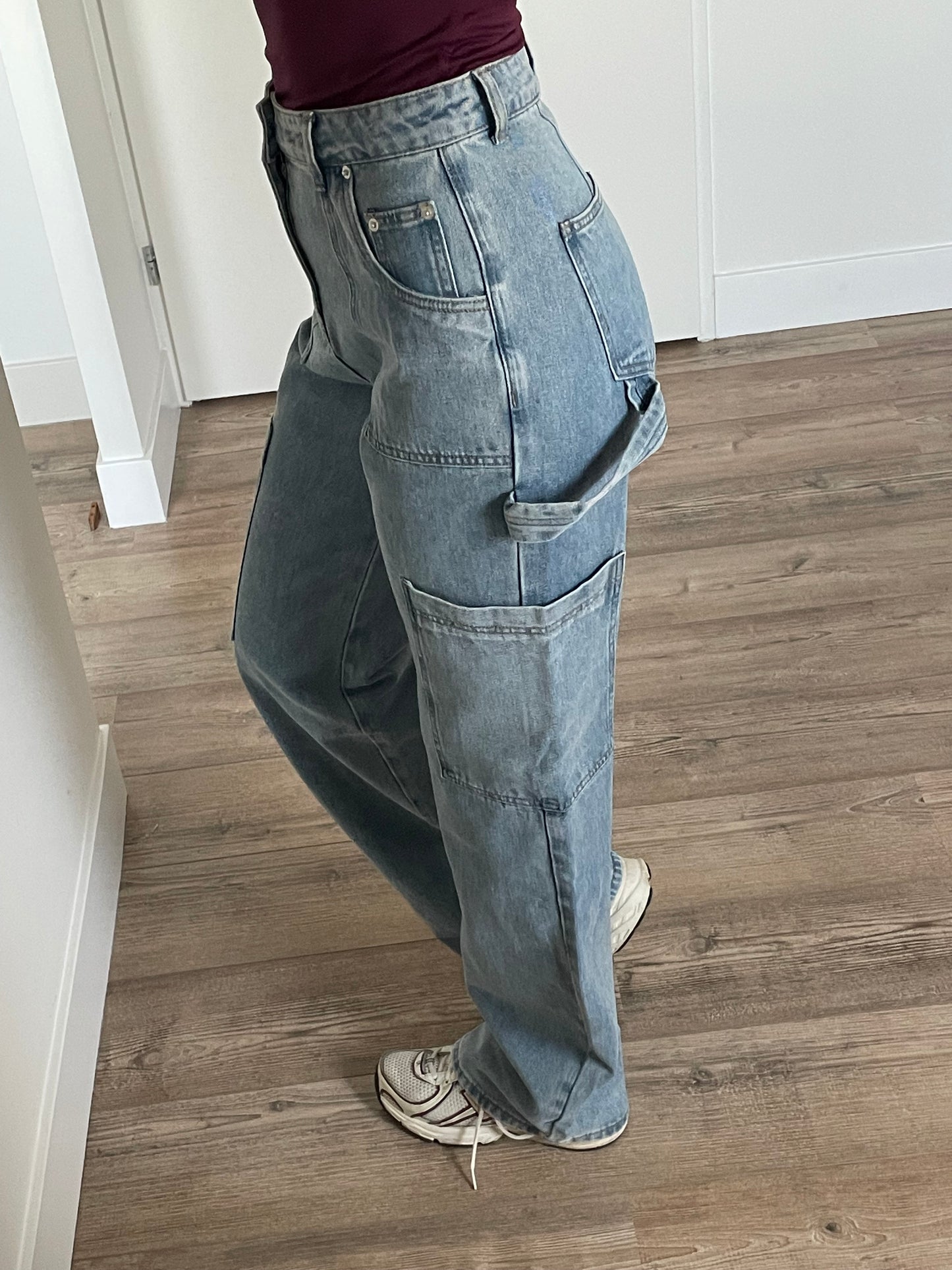 Blauwe high-waist cargo jeans met cargozakken - By LIV Fashion