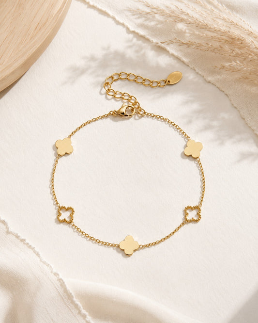 goudkleurige clover armband met klavertjes van stainless steel
