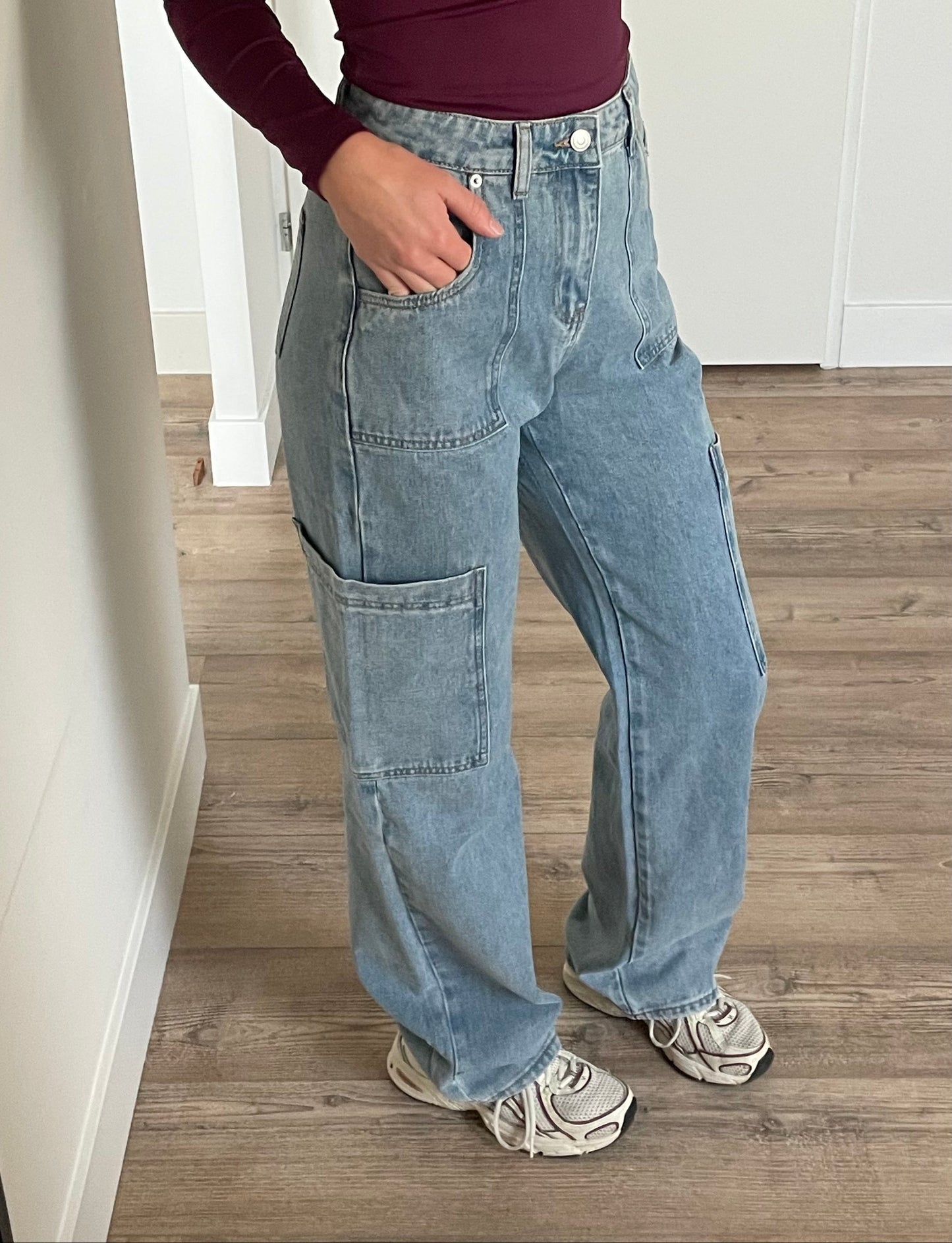 Straight leg cargo jeans in blauwe denim voor langere vrouwen - By LIV Fashion